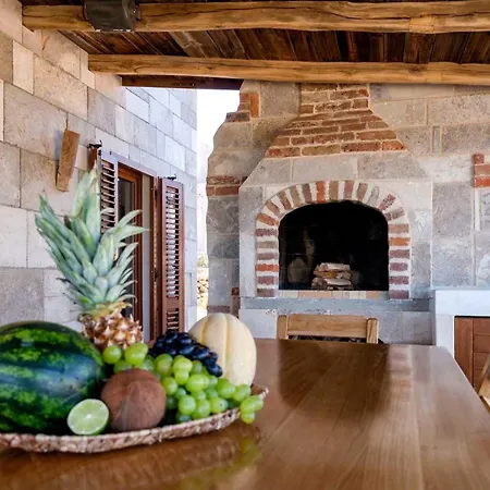 Villa Beautiful Hvar 4 Bedrooms Stone Pine Private Infinity Pool Stunning Sea Views Vrboska