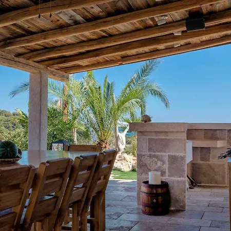 Beautiful Hvar 4 Bedrooms Stone Pine Private Infinity Pool Stunning Sea Views Vrboska Villa *
