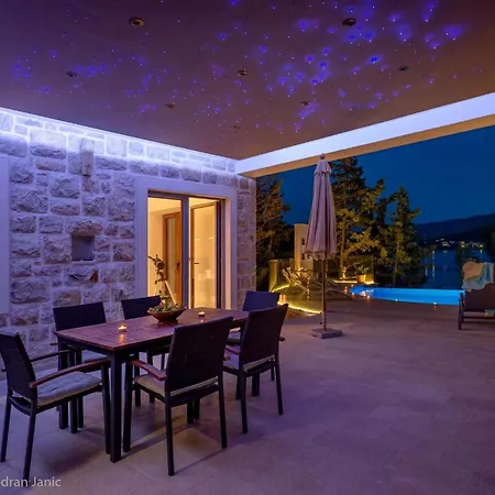 Villa Beautiful Hvar 4 Bedrooms Stone Pine Private Infinity Pool Stunning Sea Views Vrboska Hvar Town