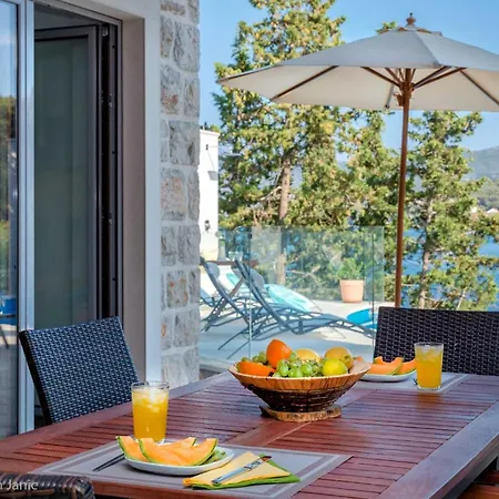 Villa Beautiful Hvar 4 Bedrooms Stone Pine Private Infinity Pool Stunning Sea Views Vrboska Hvar Town
