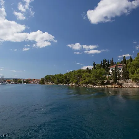 Beautiful Hvar 4 Bedrooms Stone Pine Private Infinity Pool Stunning Sea Views Vrboska Hvar Town