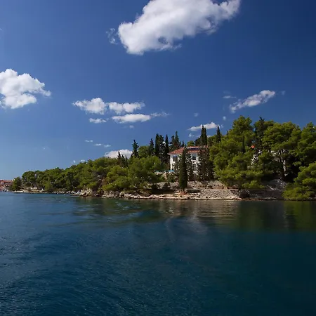 Villa Beautiful Hvar 4 Bedrooms Stone Pine Private Infinity Pool Stunning Sea Views Vrboska