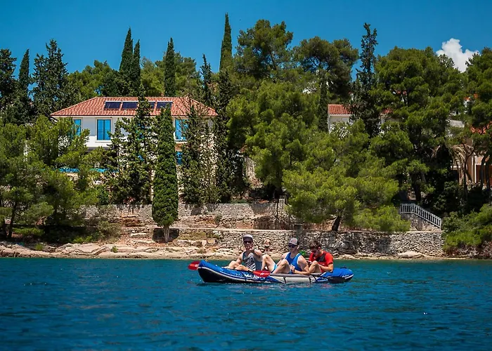빌라 Beautiful Hvar 4 Bedrooms Stone Pine Private Infinity Pool *