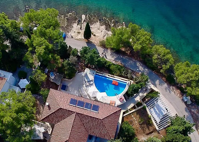 Beautiful Hvar 4 Bedrooms Stone Pine Private Infinity Pool 빌라